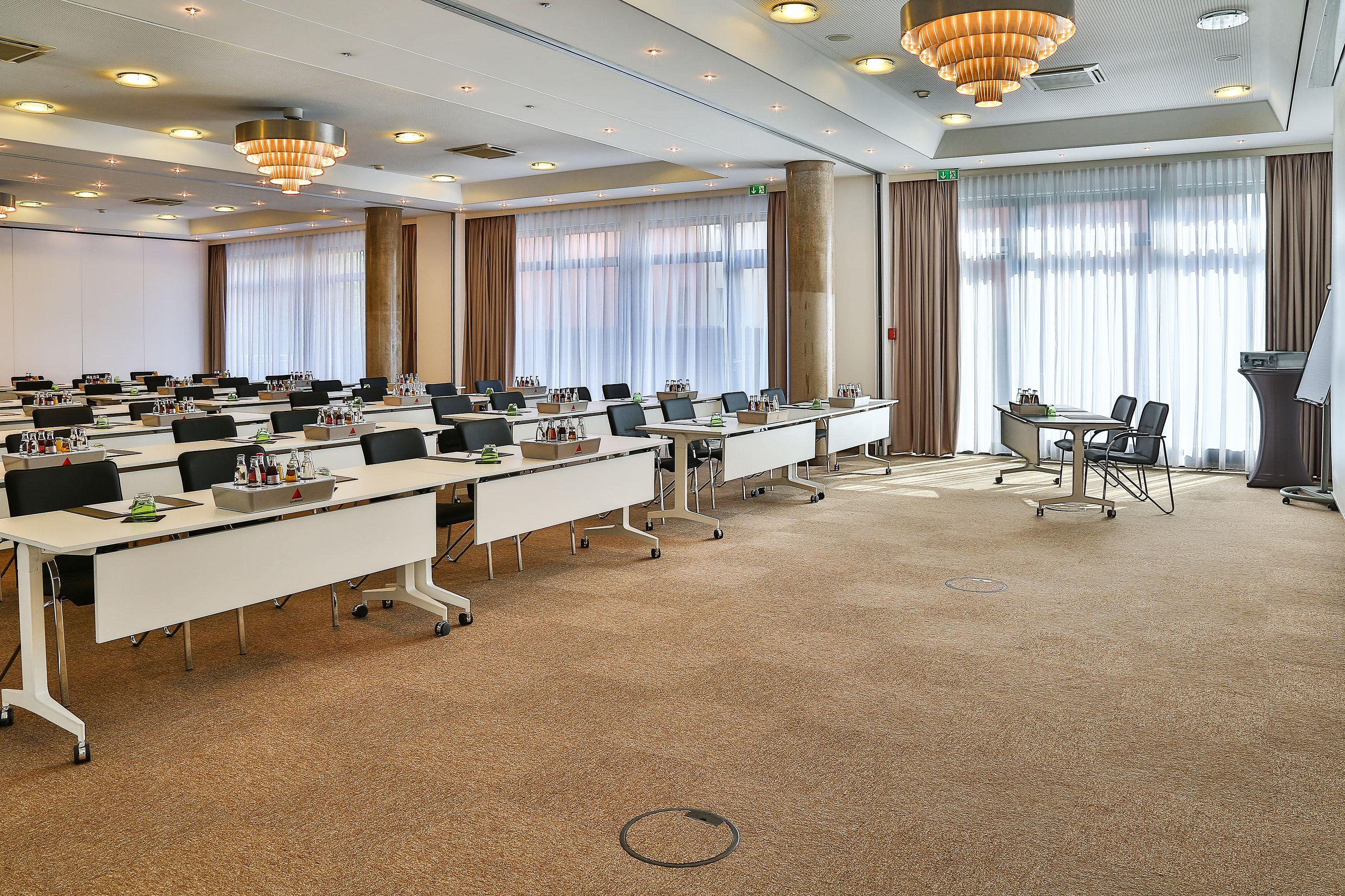 Hotel Frankfurt Messe Affiliated by Meliá Francoforte sul Meno Esterno foto