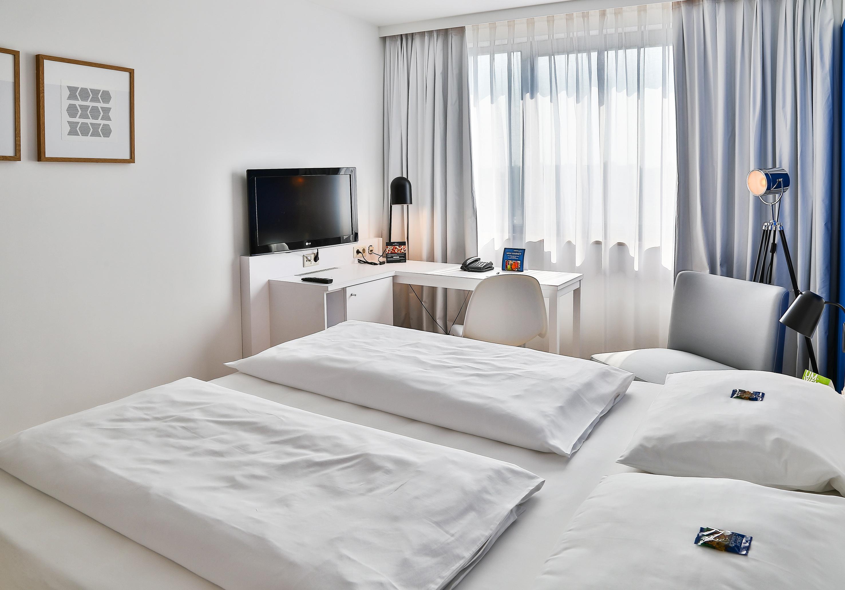 Hotel Frankfurt Messe Affiliated by Meliá Francoforte sul Meno Esterno foto